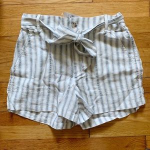 Lou & Grey for Loft The Front Linen striped short
